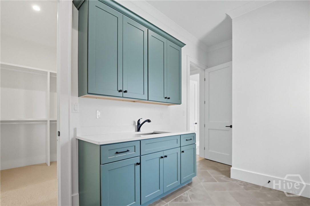 Savannah, Georgia 31411, United States, 5 Bedrooms Bedrooms, ,5 BathroomsBathrooms,Residential,Active,256527