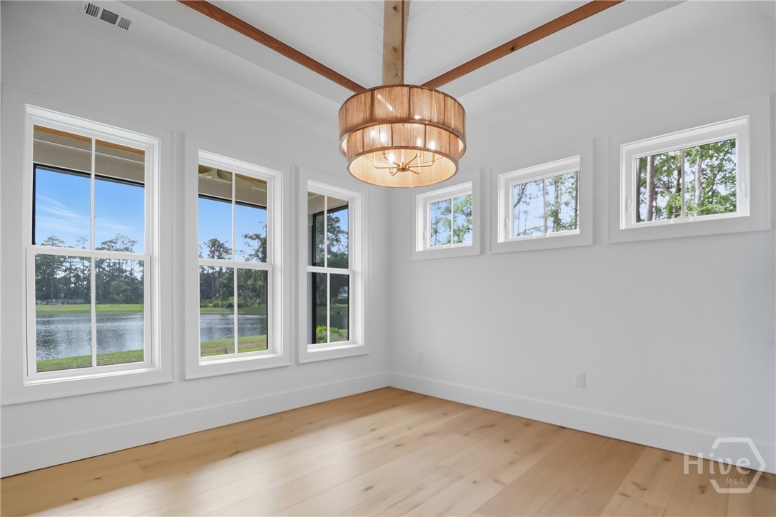 Savannah, Georgia 31411, United States, 5 Bedrooms Bedrooms, ,5 BathroomsBathrooms,Residential,Active,256527