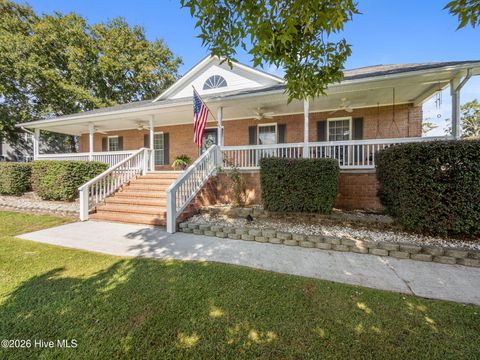 Homes For Sale - 157 White Oak Bluff Road<br/> Stella, NC 28582