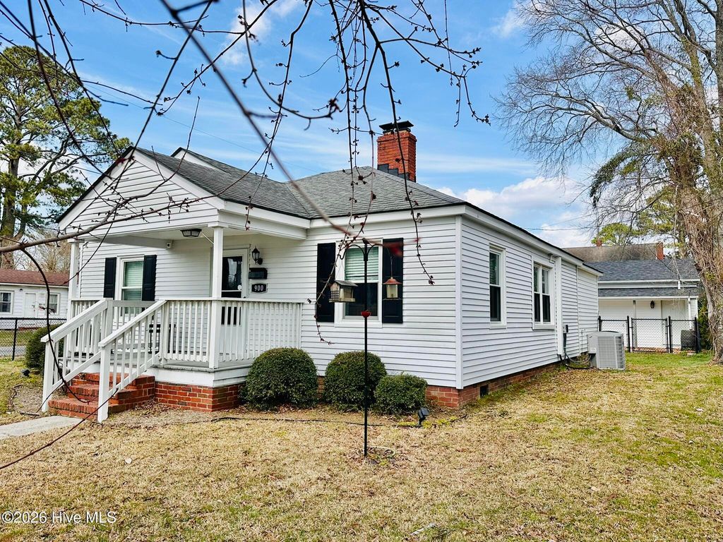Photo of 900 Tuscarora Avenue, Elizabeth City, NC 27909 (MLS # 100558832)