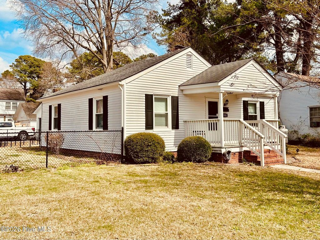 Photo of 900 Tuscarora Avenue, Elizabeth City, NC 27909 (MLS # 100558832)