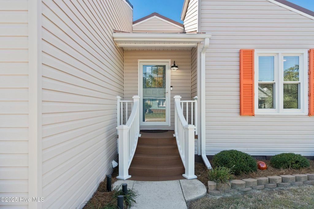 Photo of 1564 Shipwatch Lane SW, Ocean Isle Beach, NC 28469 (MLS # 100541347)