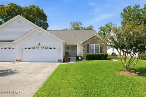Homes For Sale - 140 Jordan Drive<br/> New Bern, NC 28562