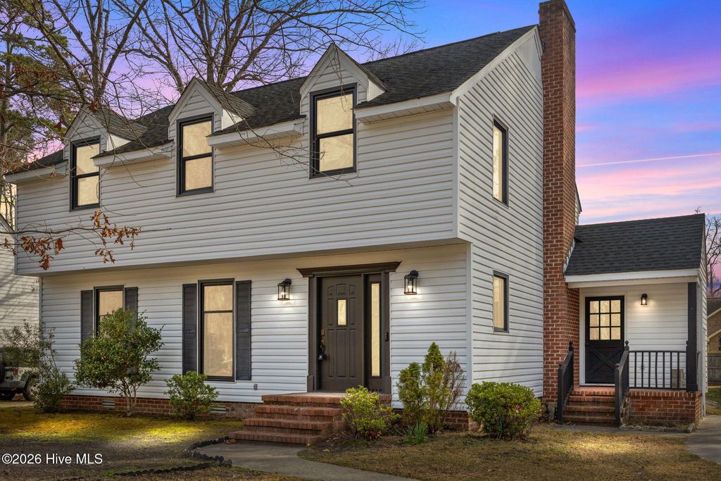 Photo of 107 Woodhaven Road, Greenville, NC 27834 (MLS # 100558619)