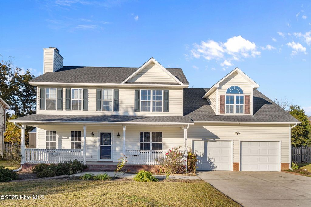 Photo of 200 Bridlewood Drive, Jacksonville, NC 28540 (MLS # 100545429)
