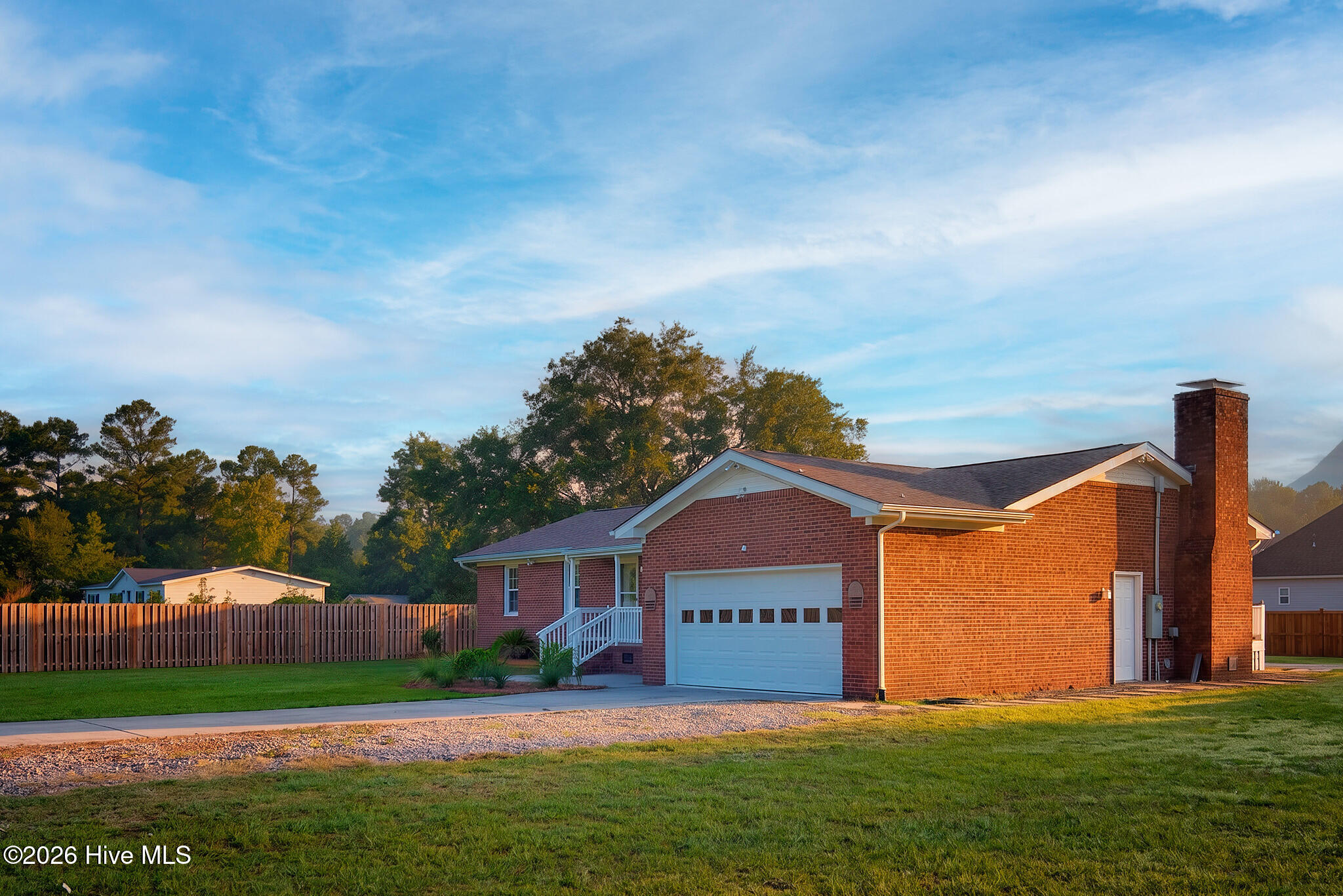 685 Edens Lane