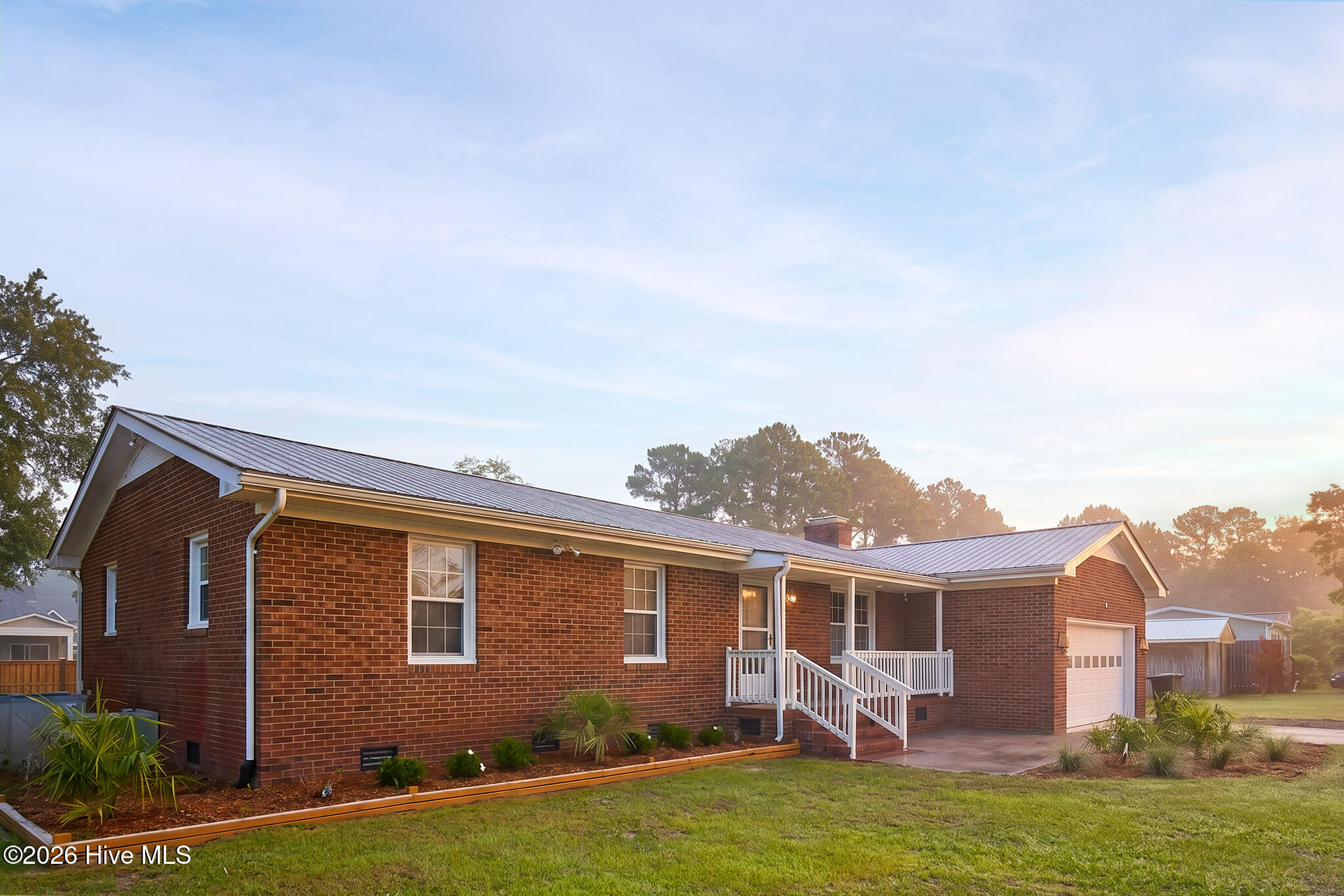 685 Edens Lane