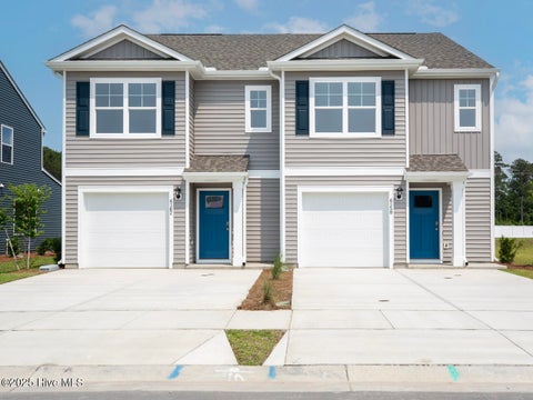 Townhouse For Sale - 7070 Dunford Road #UNIT 125<br/> Leland, NC 28451