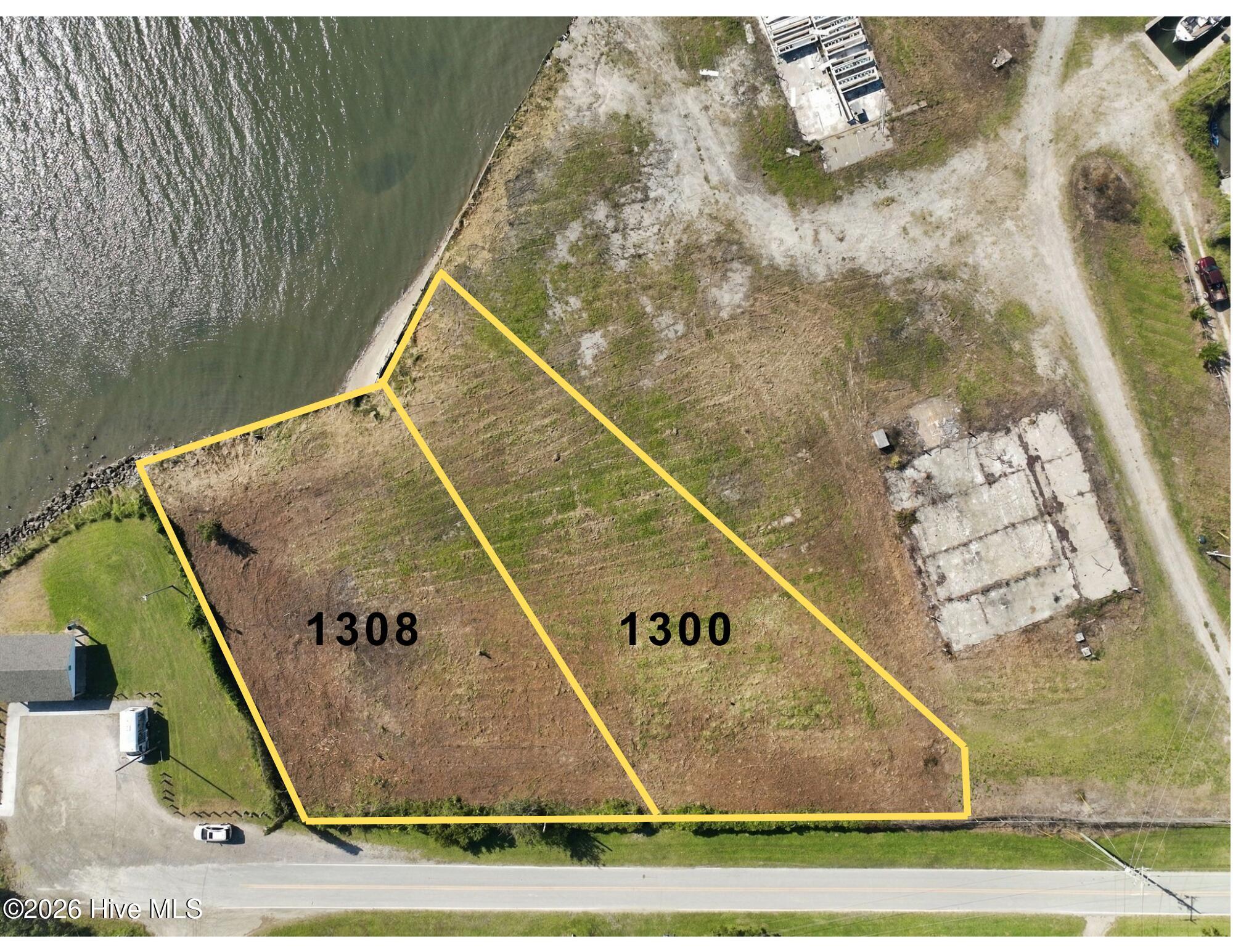 1300 &1308 Marshallberg Road