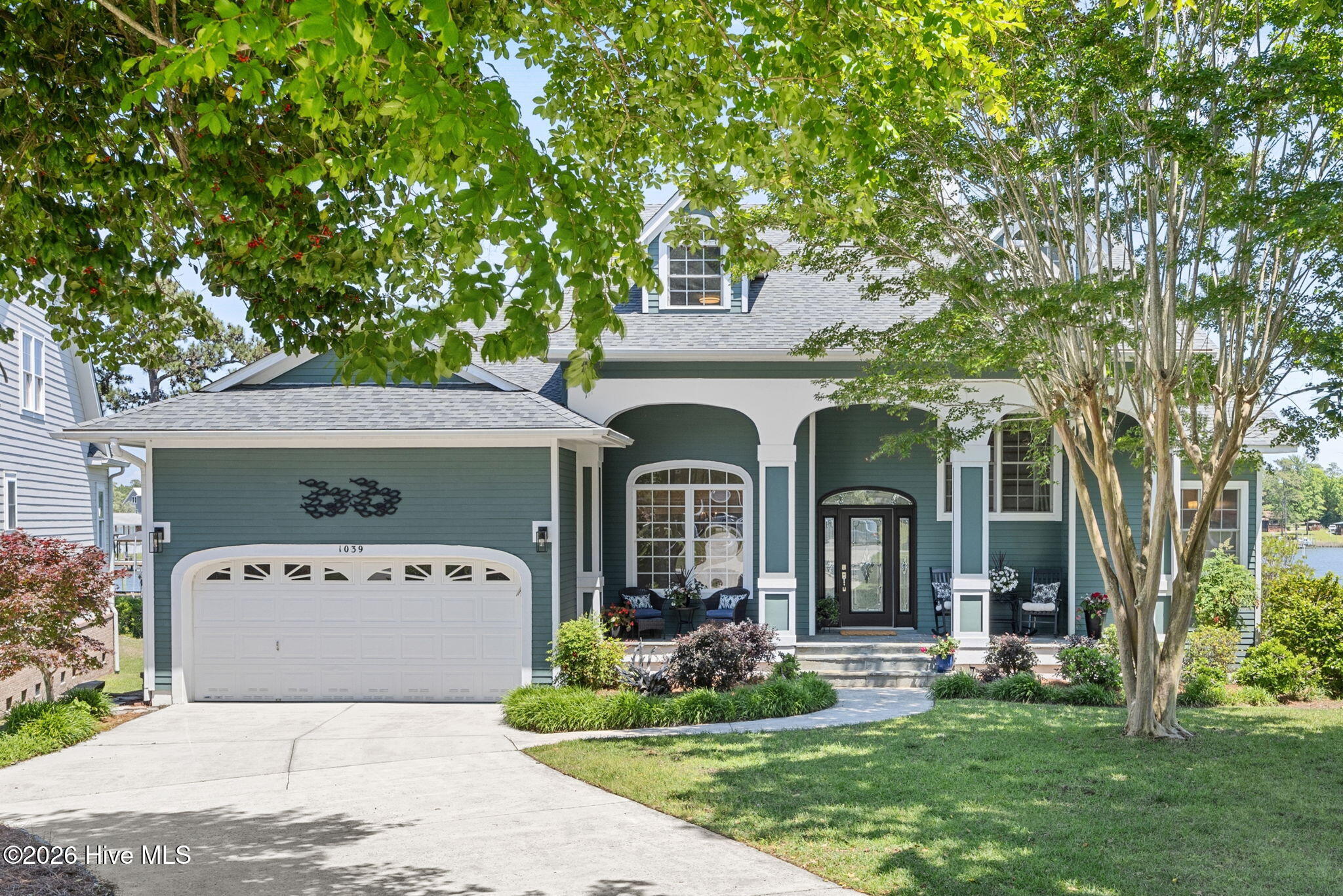 1039 Meridian Drive