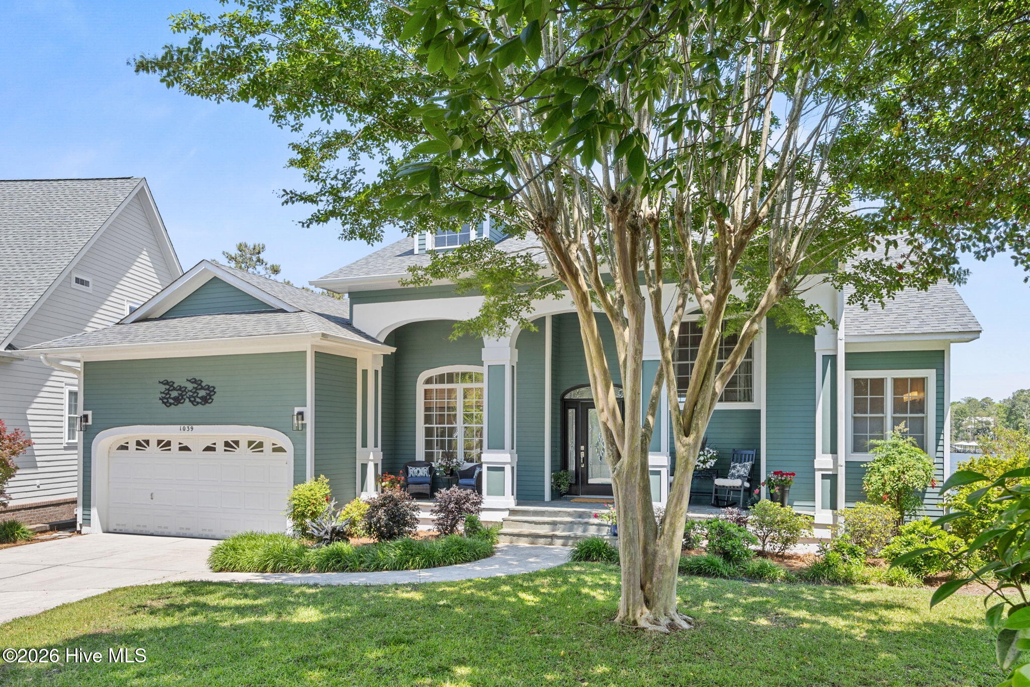 1039 Meridian Drive