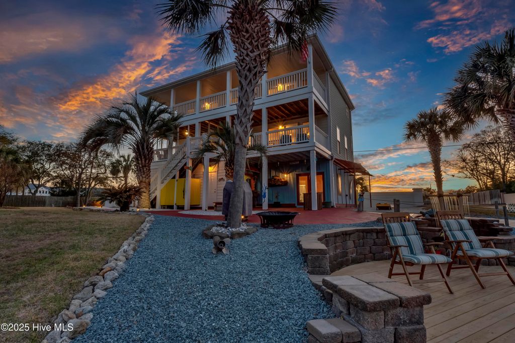 Photo of 1001 Waterview Place, Carolina Beach, NC 28428 (MLS # 100497628)