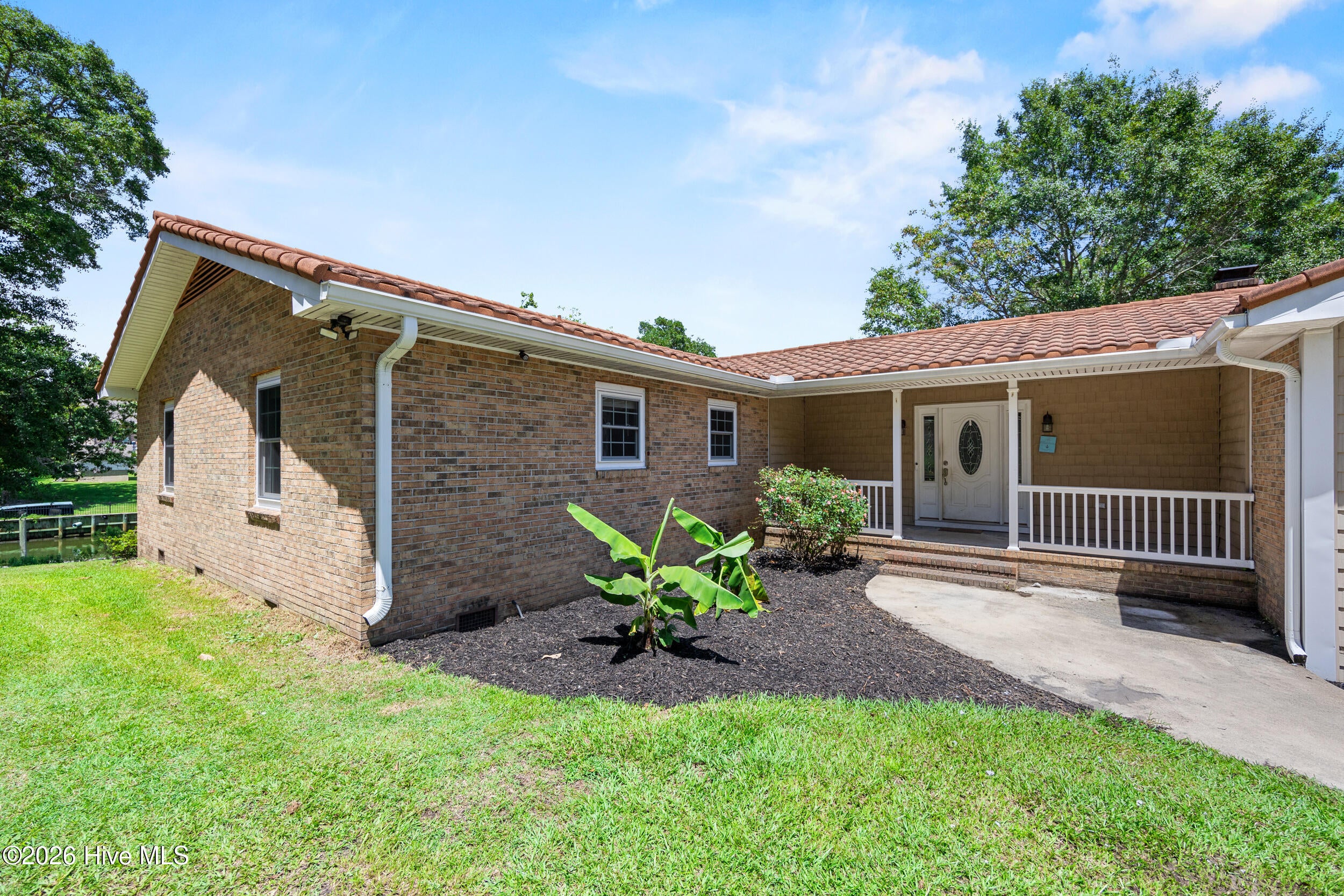 667 Hughes Road