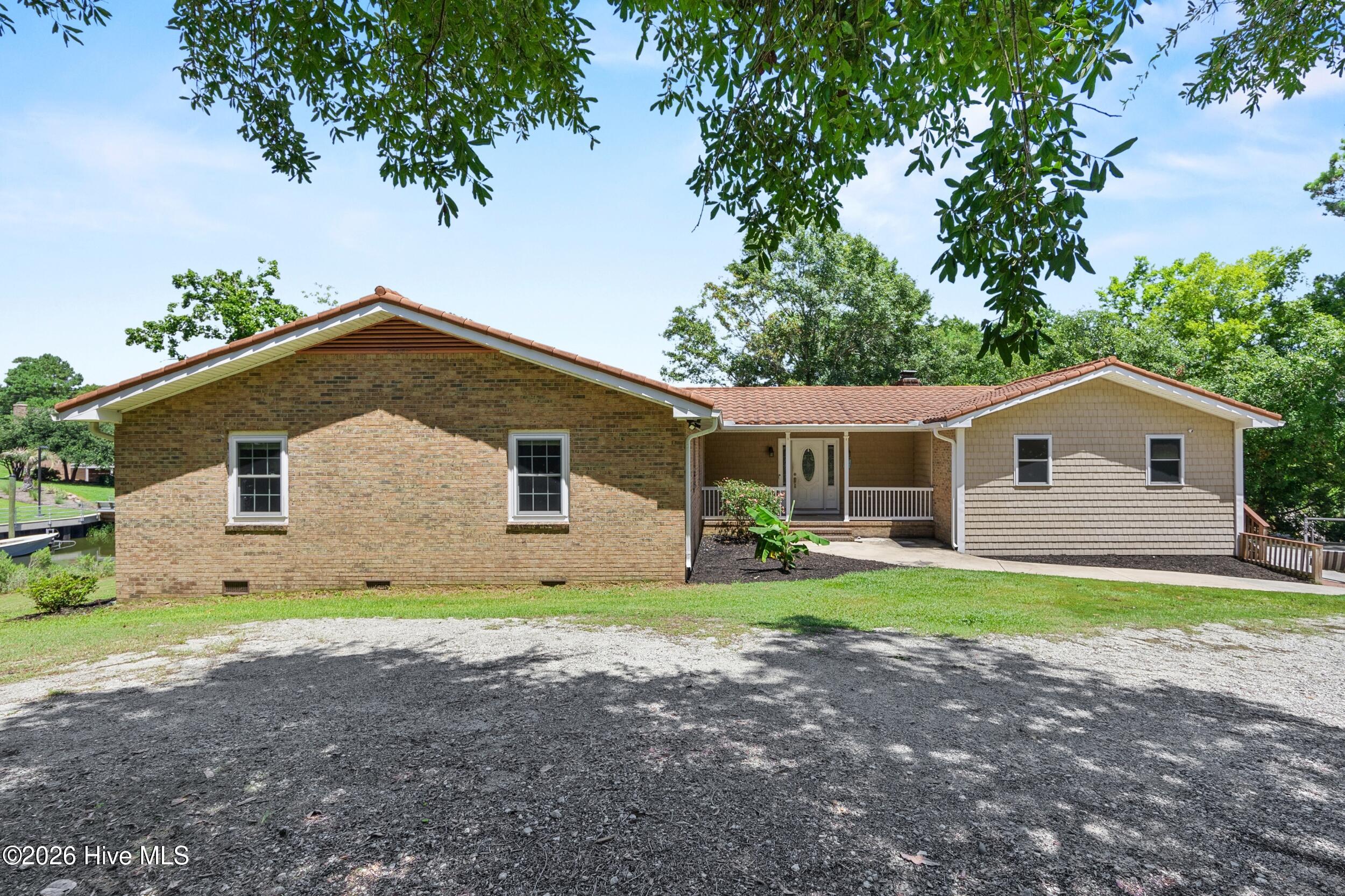 667 Hughes Road
