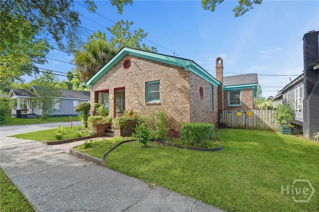 Photo of 702 E 32nd Street, Savannah, GA 31401 (MLS # SA356084)