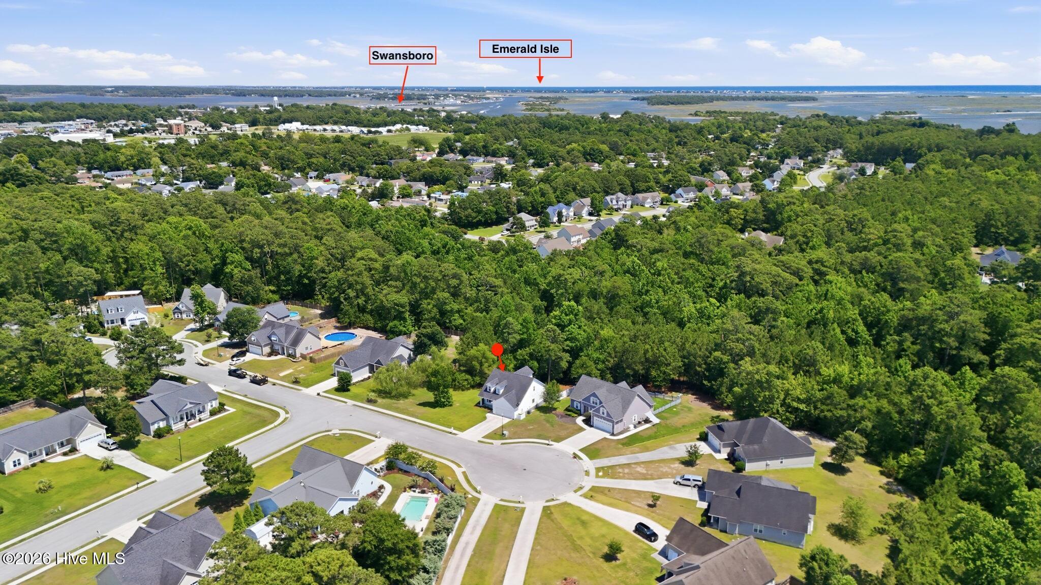 306 Oak Ridge Court