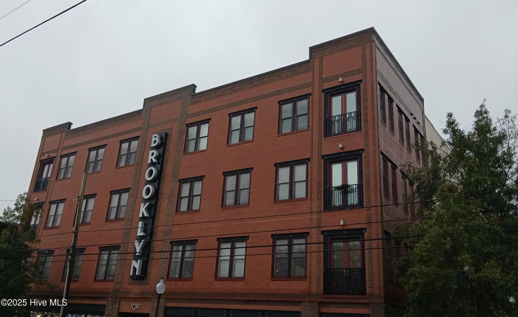 Photo of 709 N 4th Street #Ste 303, Wilmington, NC 28401 (MLS # 100544201)