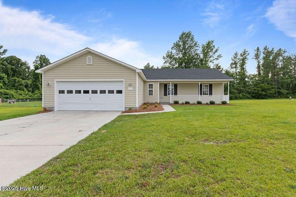 Photo of 111 Howell Drive, Jacksonville, NC 28540 (MLS # 100587305)