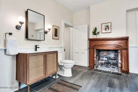 Tiny photo for 507 N 5th Avenue, Wilmington, NC 28401 (MLS # 100594486)