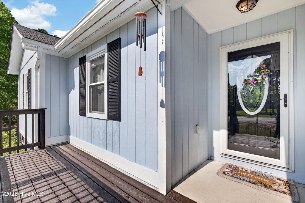 Photo of 104 Pine Needle Drive, Hubert, NC (MLS # 100573051)