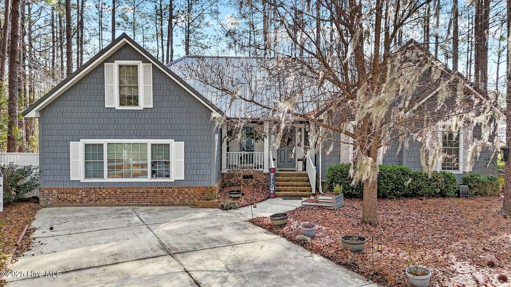 Photo of 106 Windlass Way, Aurora, NC 27806 (MLS # 100558473)