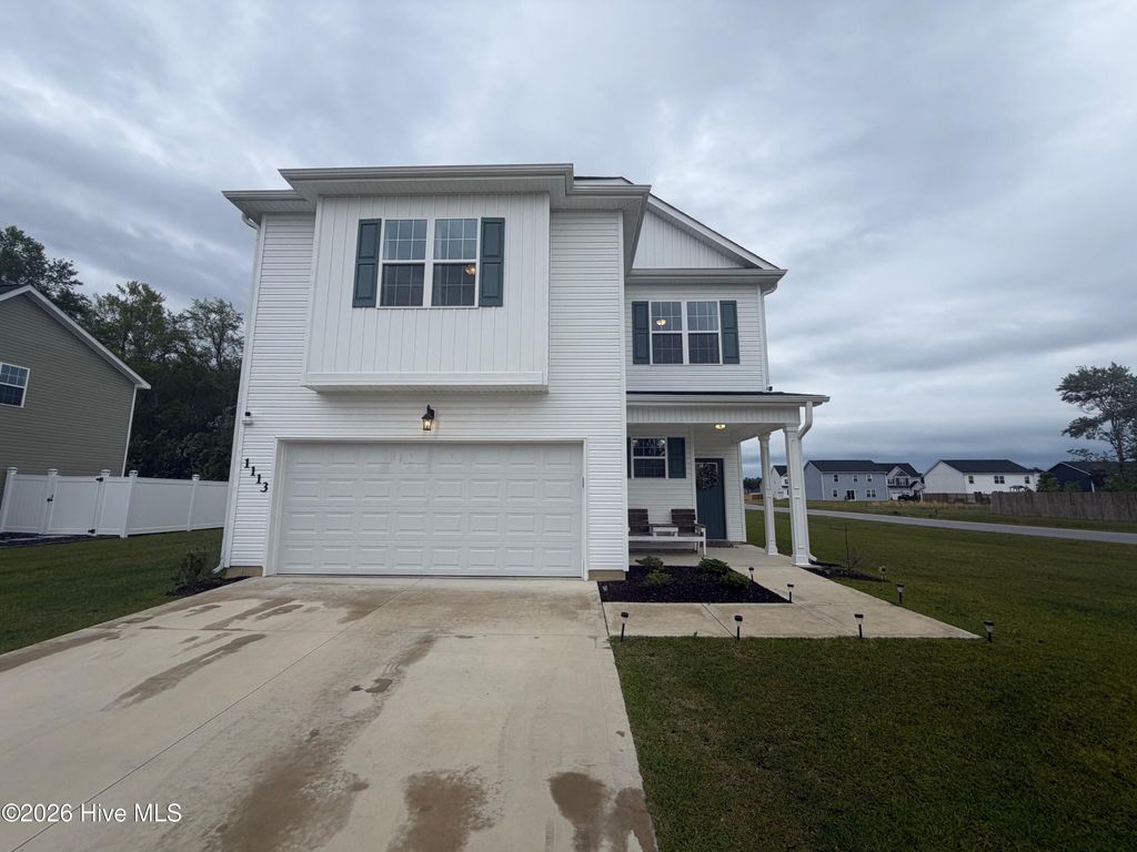 Photo of 1113 Carteret Manor Drive, Jacksonville, NC 28546 (MLS # 100569036)
