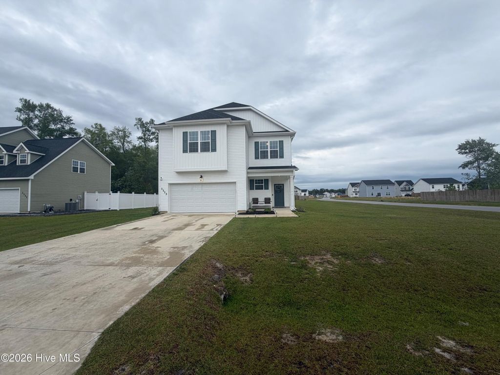 Photo of 1113 Carteret Manor Drive, Jacksonville, NC 28546 (MLS # 100569036)