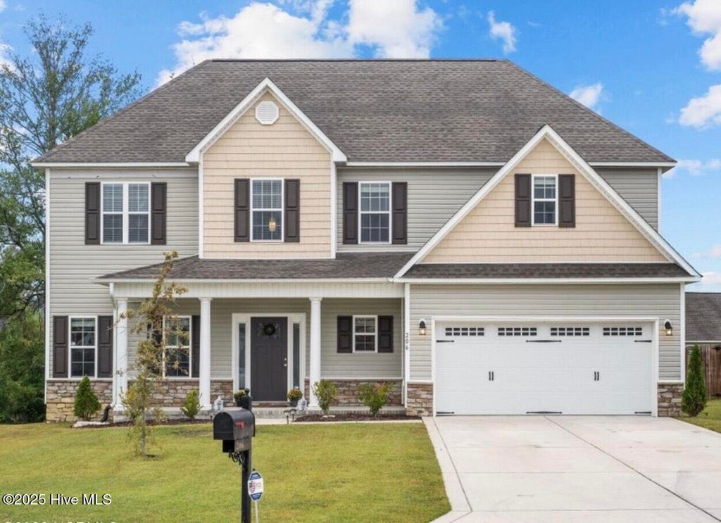 Photo of 206 Messenger Court, Jacksonville, NC 28546 (MLS # 100546217)