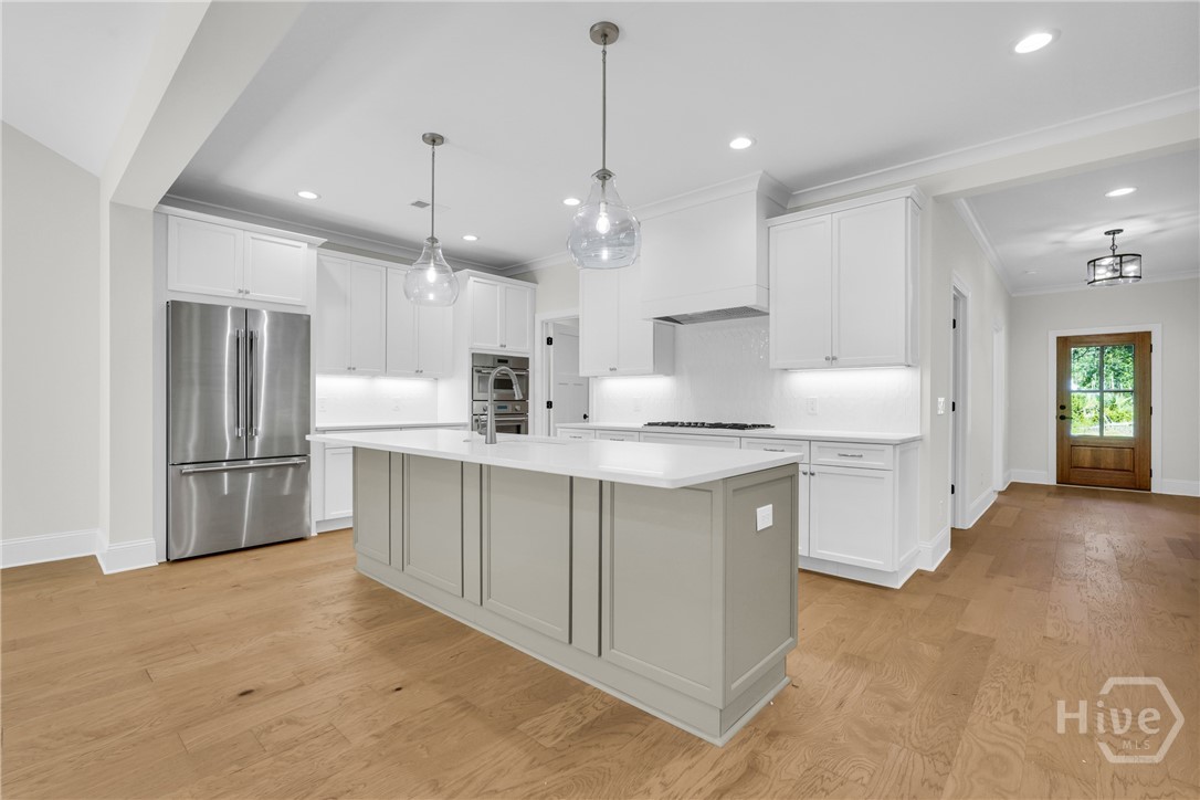 Savannah, Georgia 31411, United States, 3 Bedrooms Bedrooms, ,4 BathroomsBathrooms,Residential,Active,255382