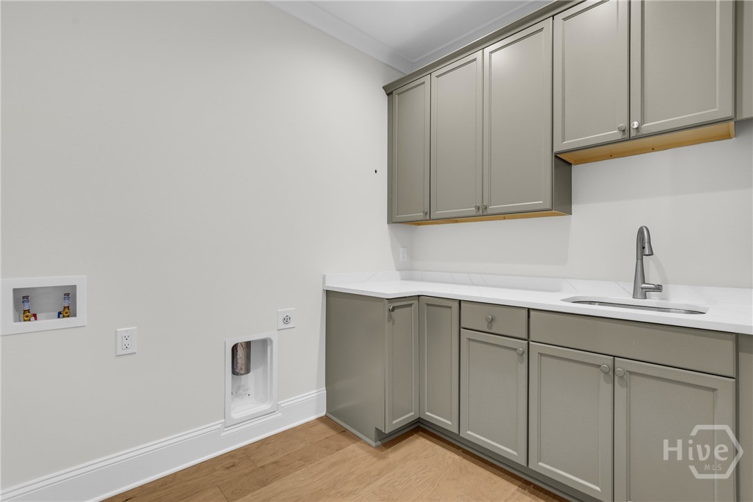 Savannah, Georgia 31411, United States, 3 Bedrooms Bedrooms, ,4 BathroomsBathrooms,Residential,Active,255382