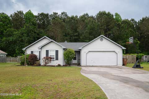 Homes For Sale - 123 Daphne Drive<br/> Hubert, NC 28539