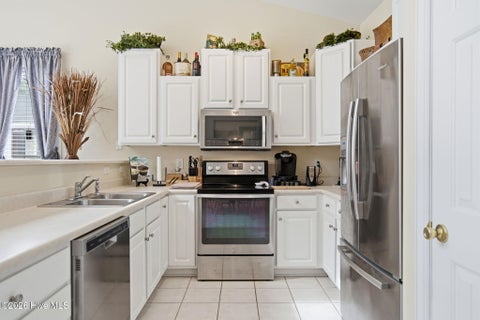 Tiny photo for 5006 Carleton Drive #Unit 113, Wilmington, NC 28403 (MLS # 100582897)