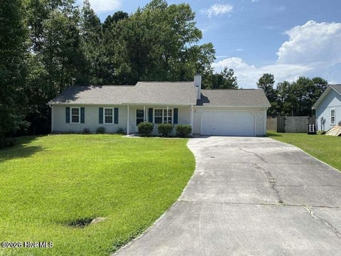 Homes For Rent - 132 Daphne Drive<br/> Onslow County, Hubert, NC 28539
