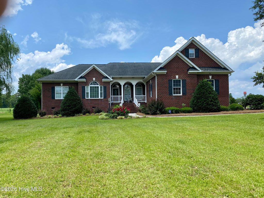 Photo of 747 Quinn Store Road, Beulaville, NC 28518 (MLS # 100574290)