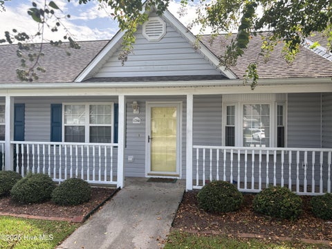 Condo For Rent - 1702 Courtyard #1702<br/> Beaufort, NC 28516
