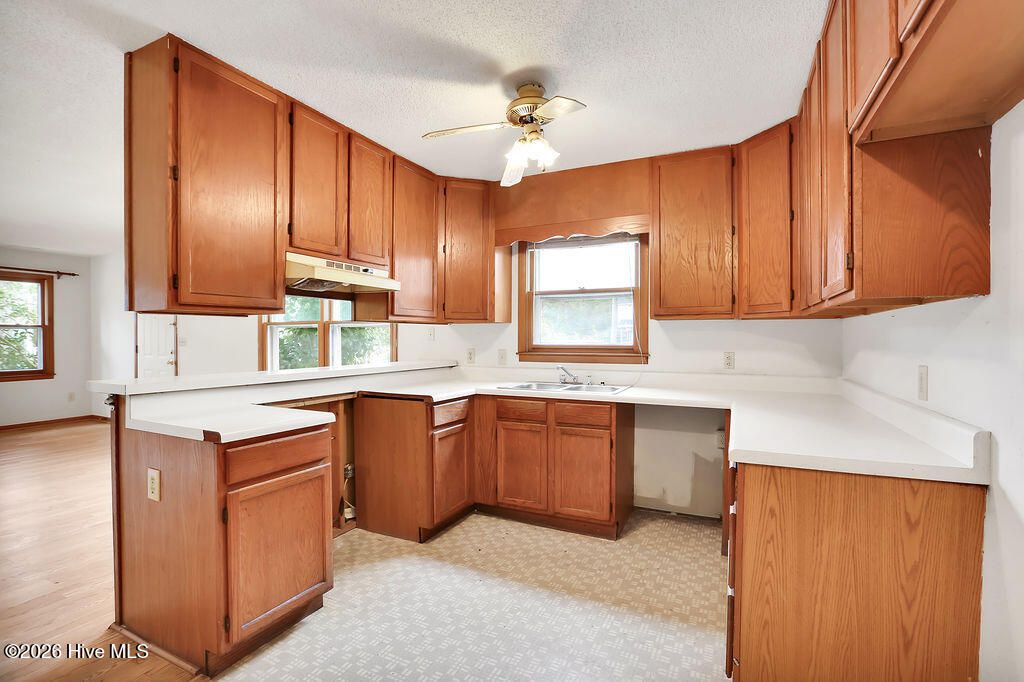 Photo of 417 E Leonard Street, Southport, NC 28461 (MLS # 100555610)