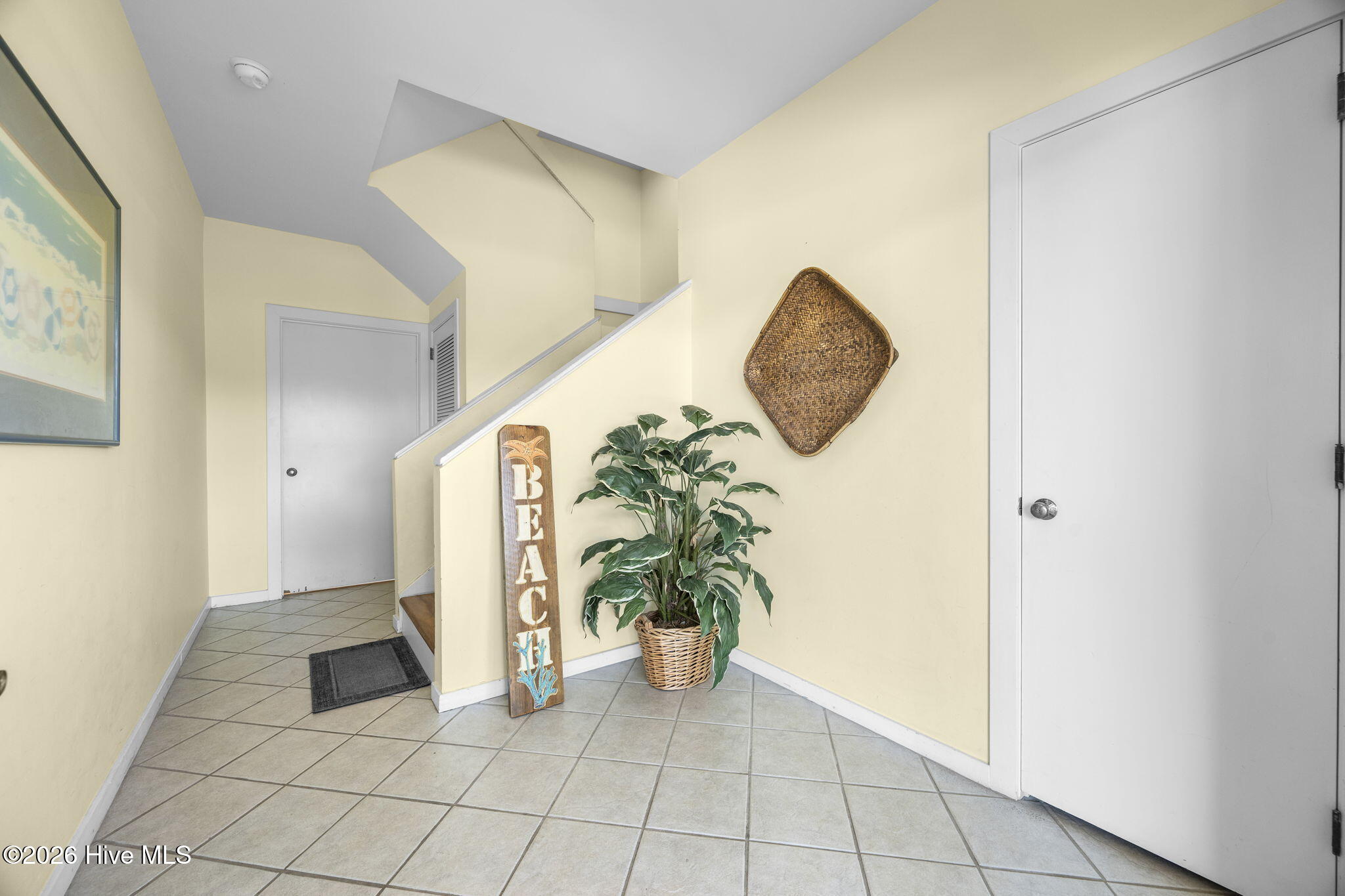 5211 Ocean Drive A