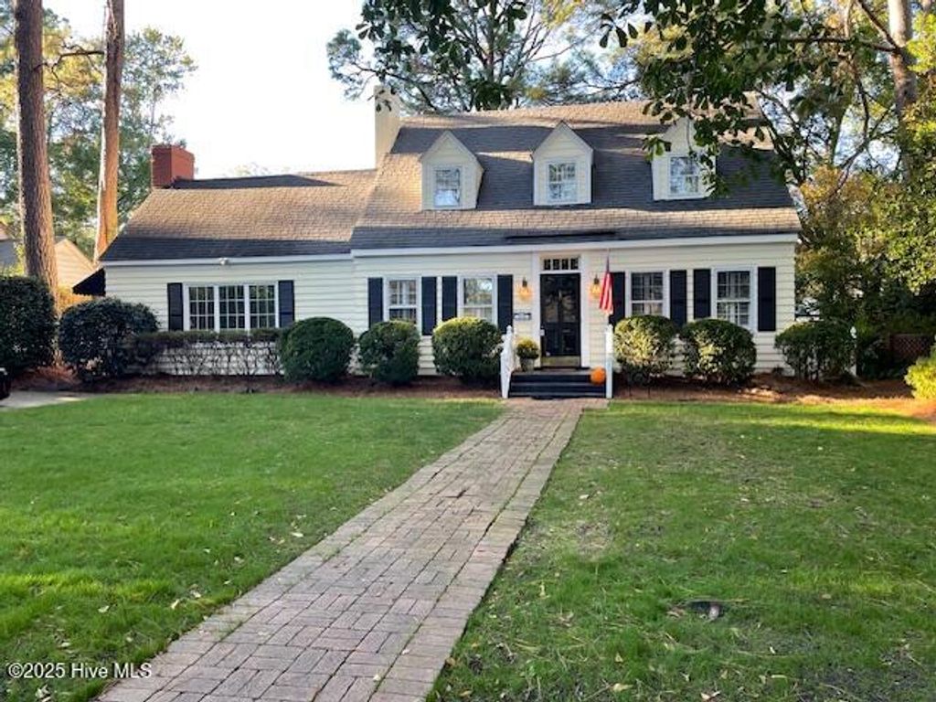 Photo of 304 Mount Vernon Drive NW, Wilson, NC 27893 (MLS # 100537310)