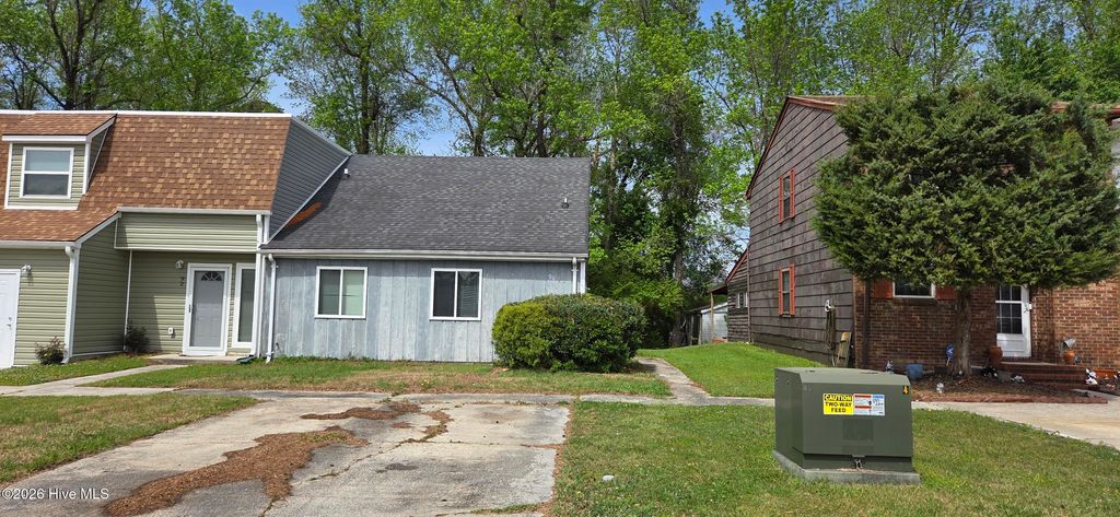 Photo of 90 Balsam Road, Jacksonville, NC 28546 (MLS # 100565351)