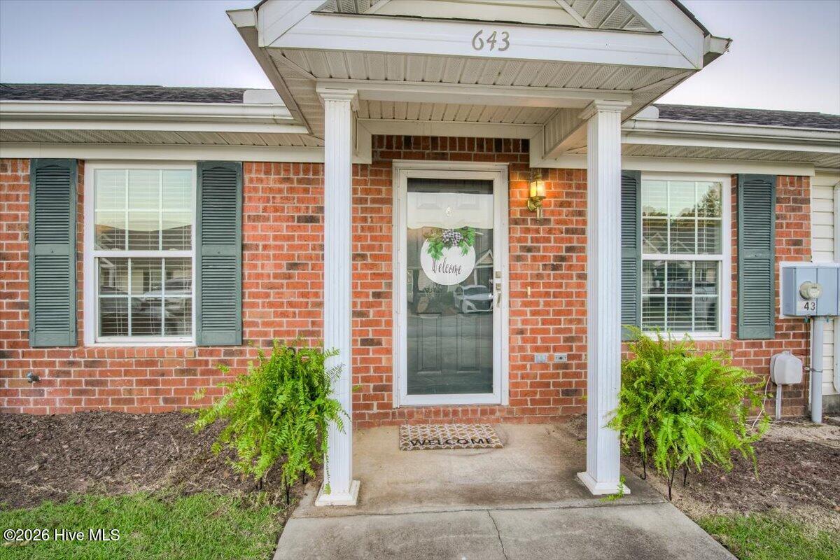643 Brook Trail