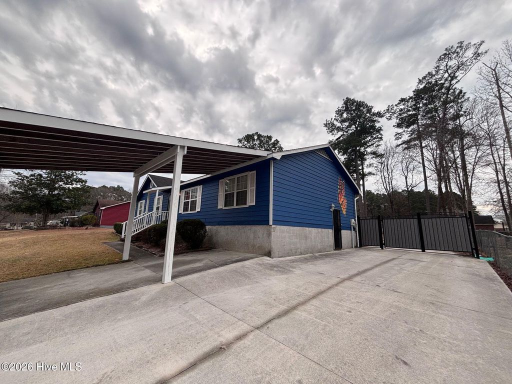 Photo of 402 Lancaster Court, Jacksonville, NC 28540 (MLS # 100555707)