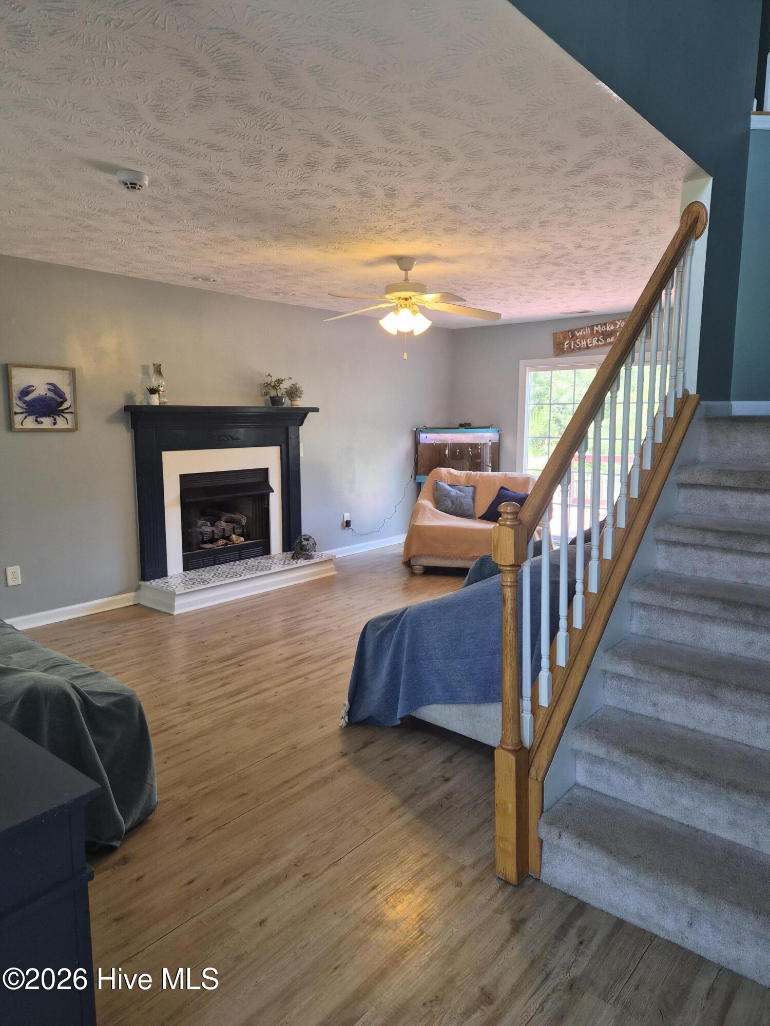 228 Rutherford Way
