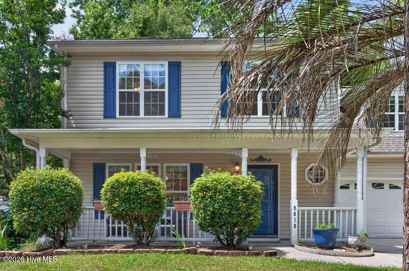 Photo of 9818 N Olde Towne Wynd SE, Leland, NC 28451 (MLS # 100565121)