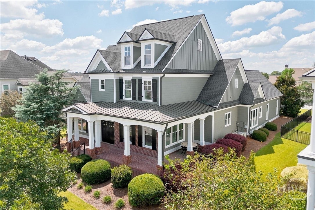 2420 Green Mountain Drive