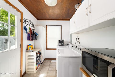 Tiny photo for 2054 Washington Street, Wilmington, NC 28401 (MLS # 100565706)