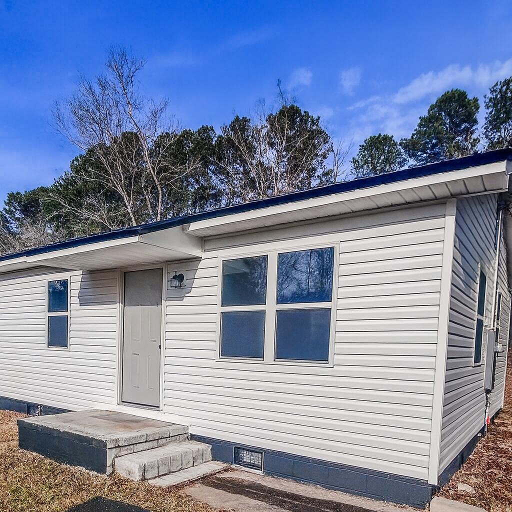 1192 Williams Circle