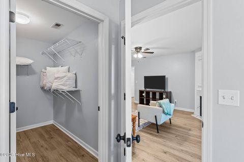 Tiny photo for 5004 Hunters Trail #Unit 4, Wilmington, NC 28405 (MLS # 100549050)