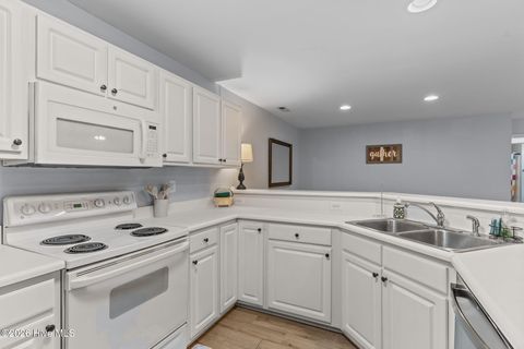 Tiny photo for 5004 Hunters Trail #Unit 4, Wilmington, NC 28405 (MLS # 100549050)