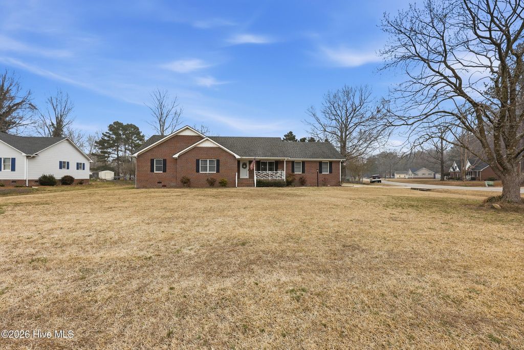 Photo of 1520 Jones Drive, Elizabeth City, NC 27909 (MLS # 100559088)