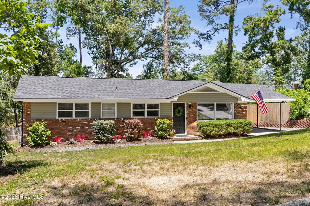 Photo of 1906 Bobolink Avenue, North Augusta, SC 29841 (MLS # 100574089)
